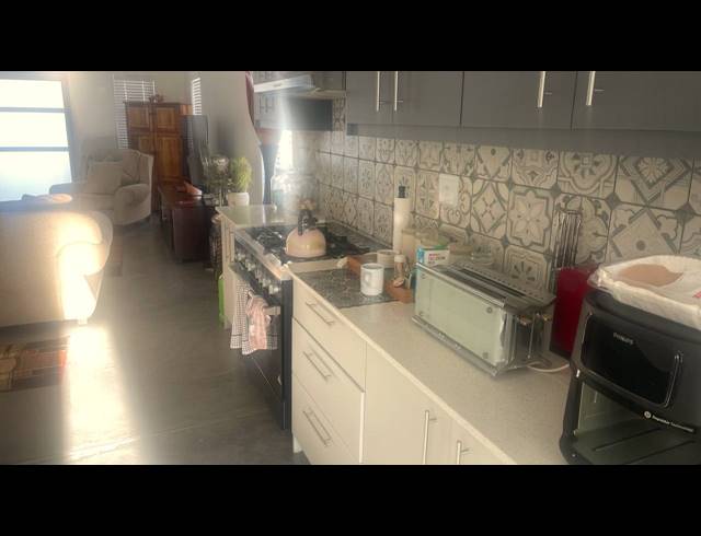 3 BEDROOM HOUSE FOR SALE IN LAMPIESBAAI